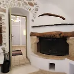 Domus Arch Stone House Nyaraló *